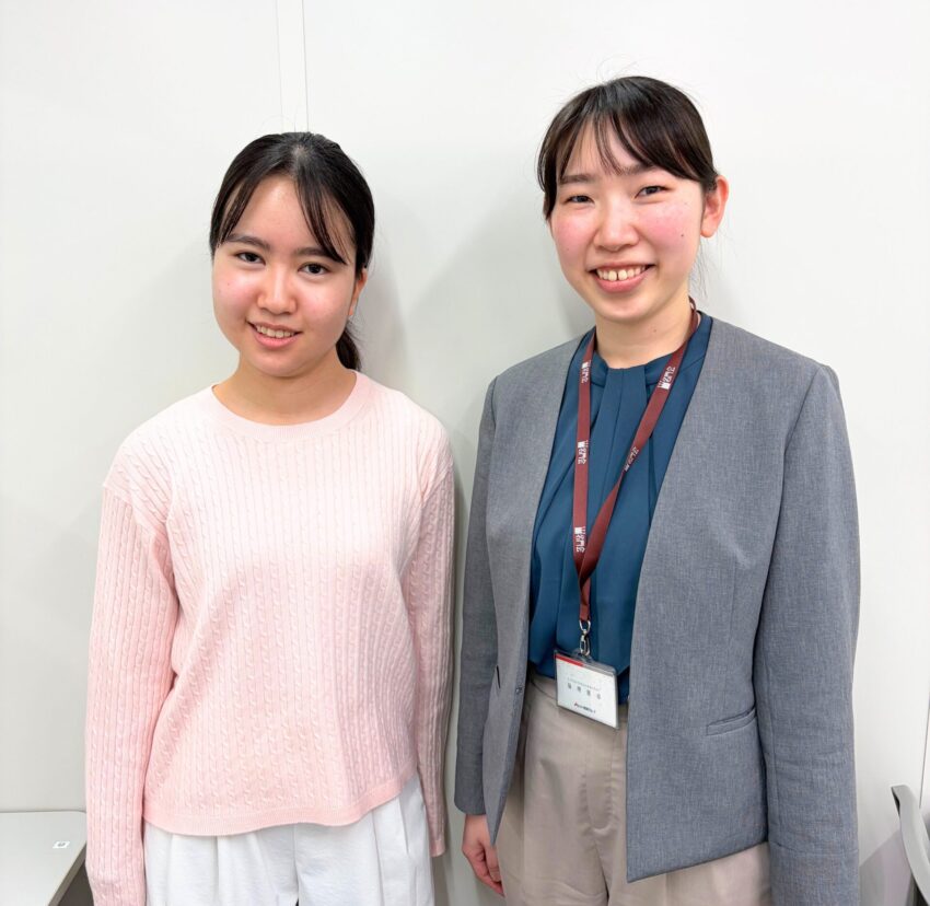 稲森さん（左）・猿田（右・教務担任）